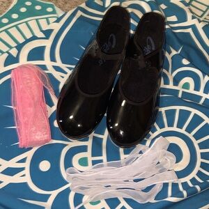 Capezio Mary Jane tap shoes TYETTE vegan black 2 sets pink white tulle laces 6.5